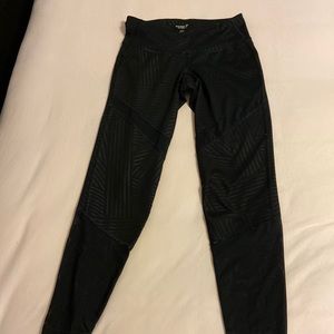 Old Navy Active crop leggings